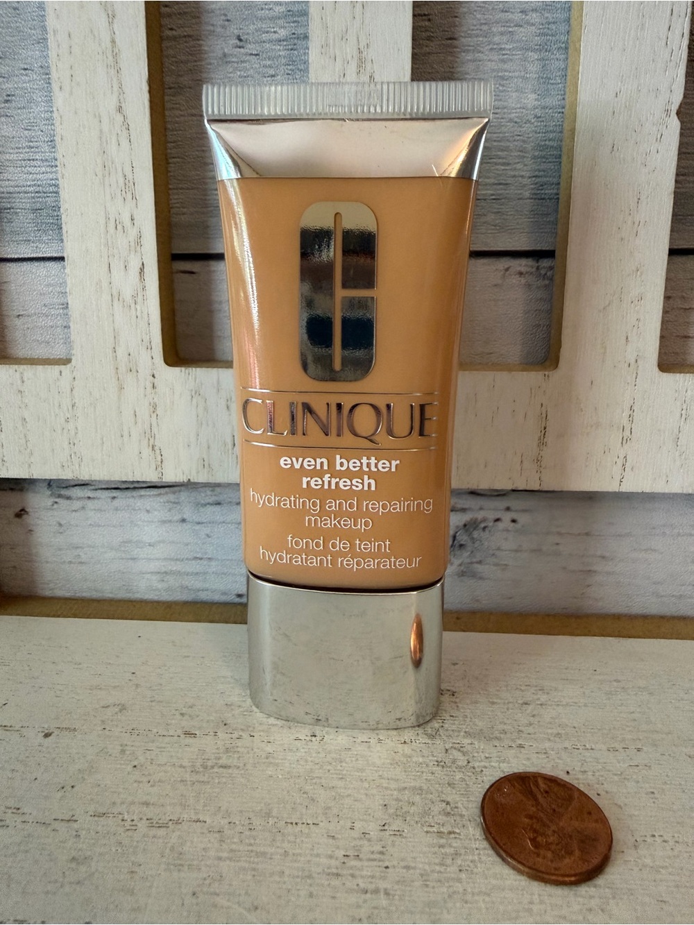 Clinique Even Better Refresh Hydrating and Repairing Makeup WN44 Tea No Box/New